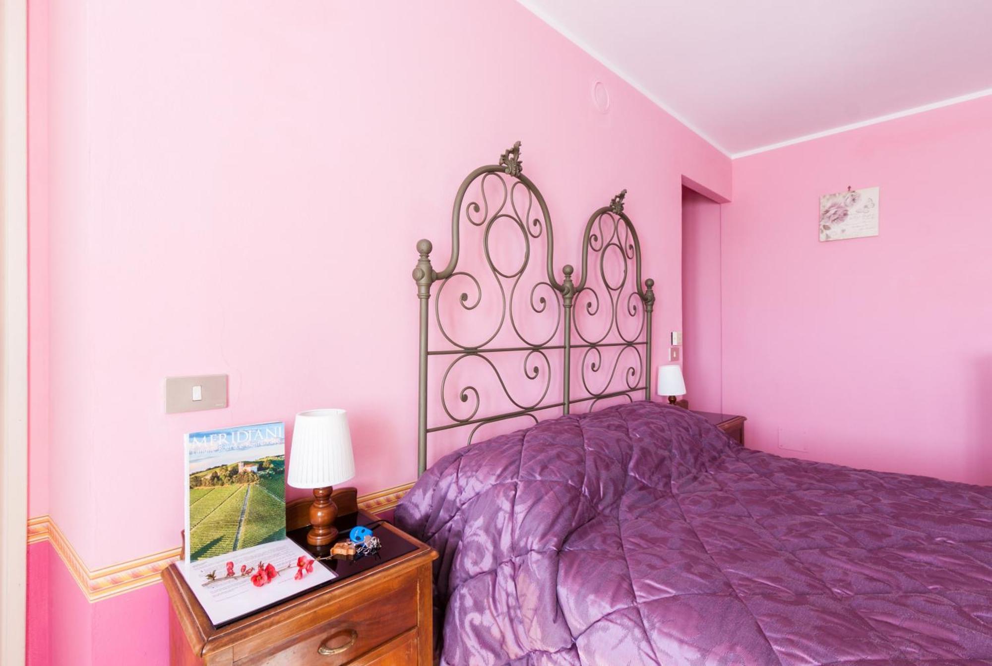 Bed And Breakfast Val D'Oche Castel Boglione Bagian luar foto